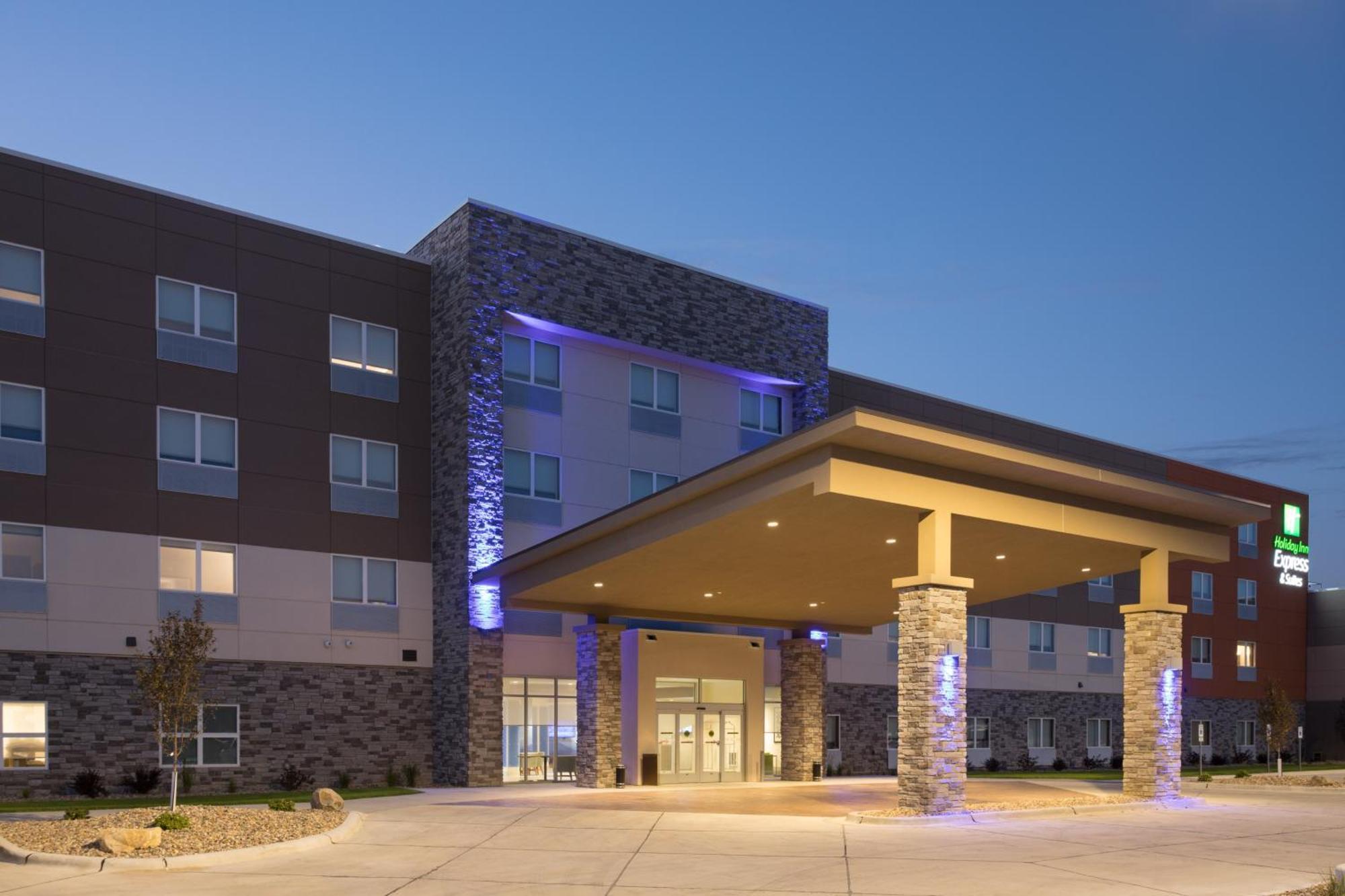 Holiday Inn Express & Suites Sioux City North - Event Center By Ihg Dakota Dunes Esterno foto